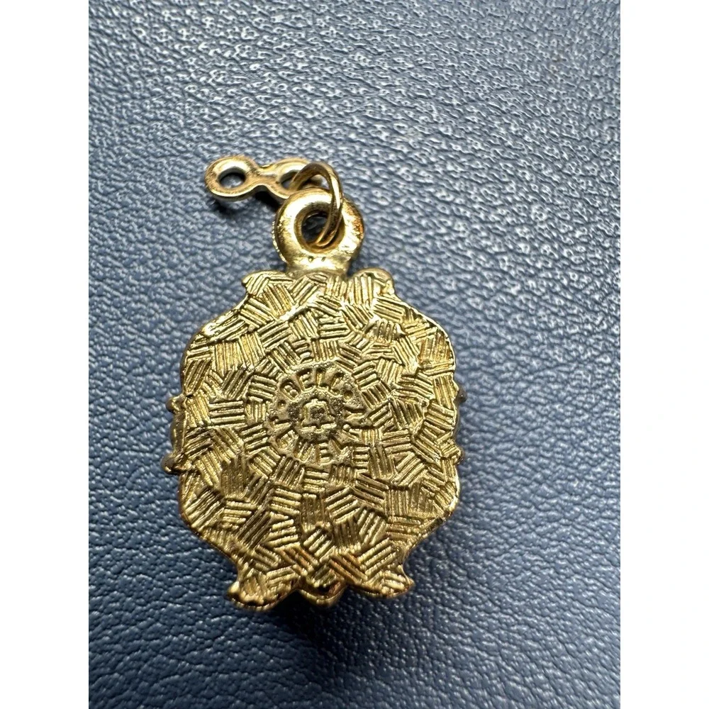 Vintage Bell Jewelry Gold Tone Turquoise Scrollwork Pendant Charm Figure 8